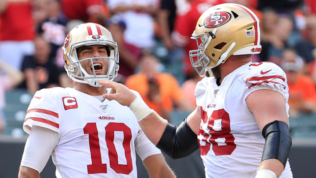 Jimmy-Garrapolo-Cheers-Niners